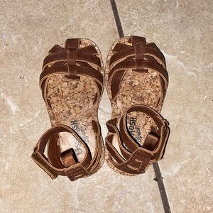 OshKosh B’Gosh Girls Sandals (size 6)